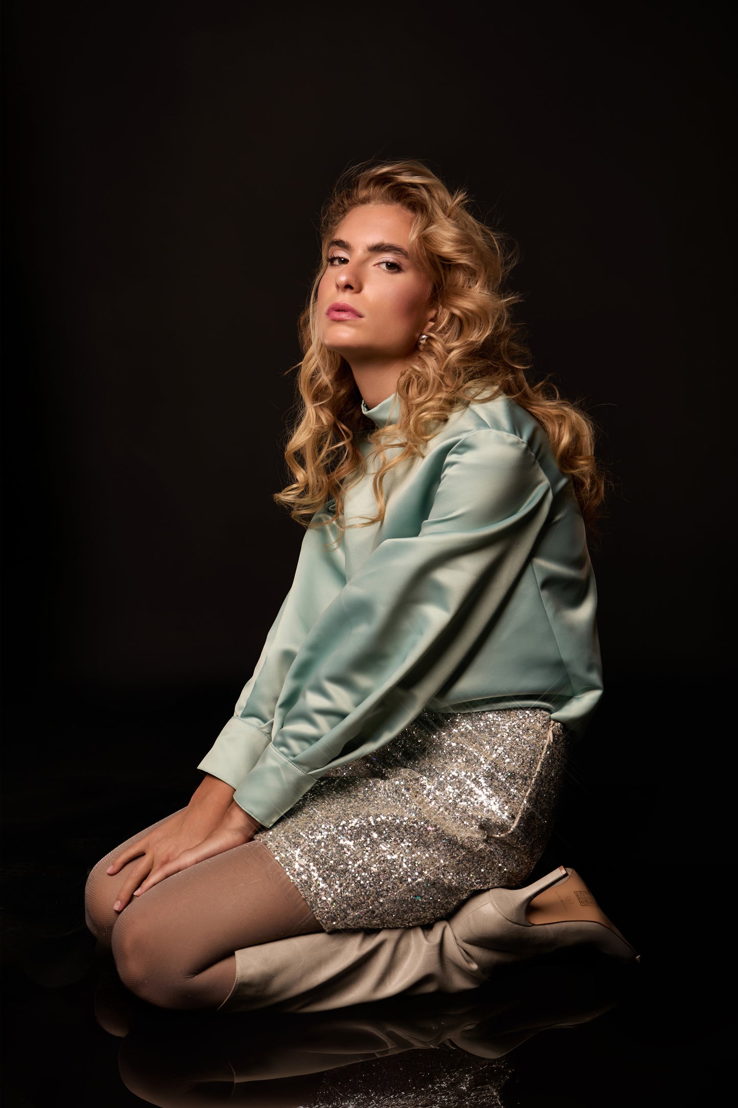 Bluse aus Duchesse-Satin in Pastell-Mint